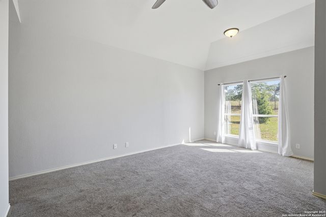 144 Las Palomas, La Vernia, TX 78121