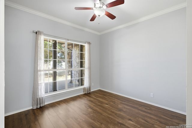 144 Las Palomas, La Vernia, TX 78121