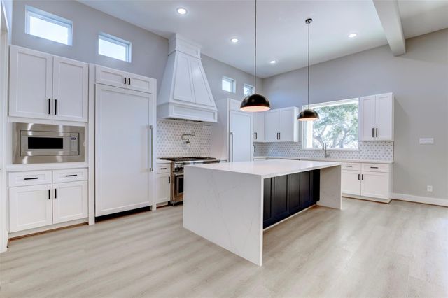 637 Bay Vista Drive, Seabrook, TX 77586