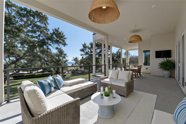 637 Bay Vista Drive, Seabrook, TX 77586