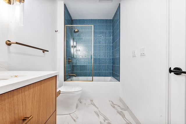 1114 Beacon St. 111, Newton, MA 02461