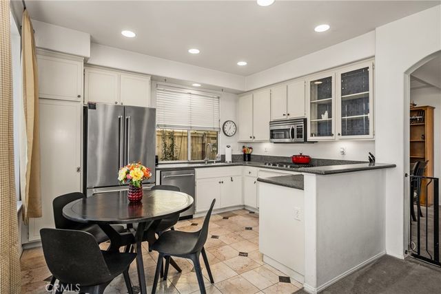 993 S Dylan Way, Anaheim Hills, CA 92808