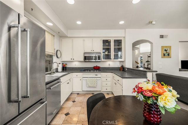 993 S Dylan Way, Anaheim Hills, CA 92808