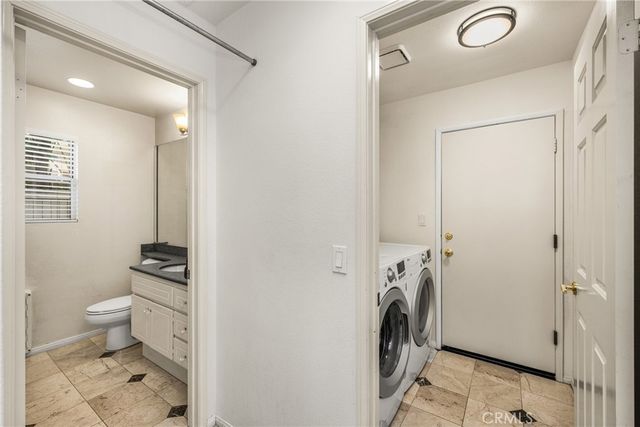 993 S Dylan Way, Anaheim Hills, CA 92808