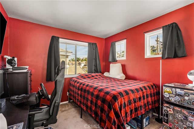 993 S Dylan Way, Anaheim Hills, CA 92808