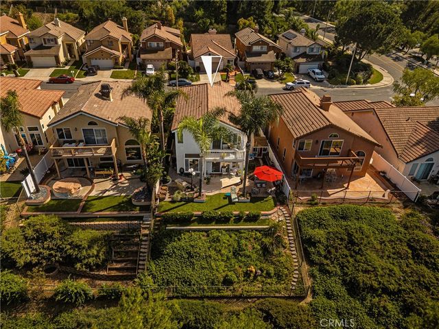 993 S Dylan Way, Anaheim Hills, CA 92808