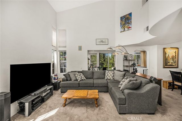 993 S Dylan Way, Anaheim Hills, CA 92808