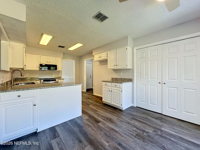 2675 LOOPRIDGE Drive, Orange Park, FL 32065