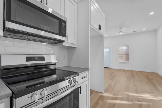 2217 Sayle Street B, Greenville, TX 75401