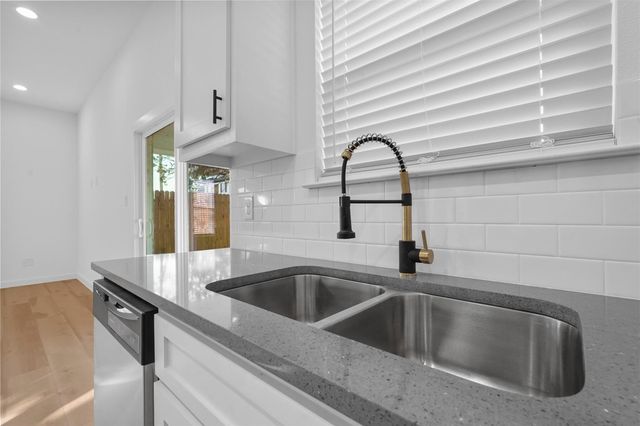 2217 Sayle Street B, Greenville, TX 75401