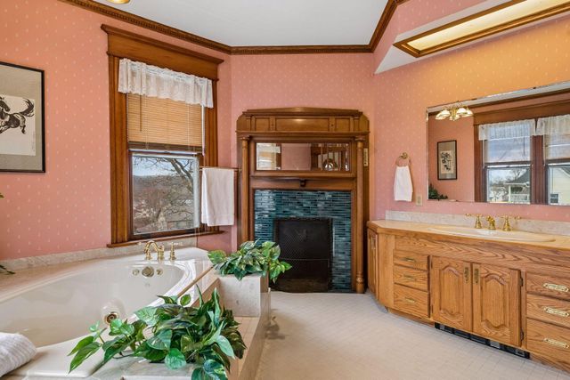 209 Orange Street, Hudson, WI 54016
