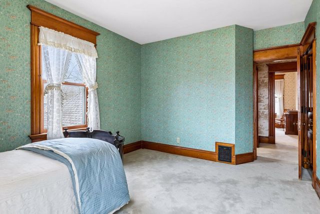 209 Orange Street, Hudson, WI 54016