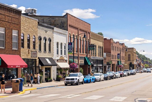 209 Orange Street, Hudson, WI 54016