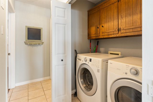 124 Harbor Drive, Gun Barrel City, TX 75156