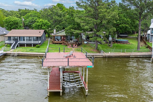 124 Harbor Drive, Gun Barrel City, TX 75156