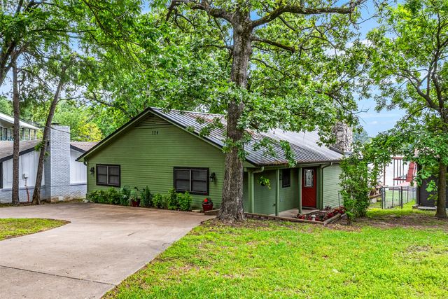 124 Harbor Drive, Gun Barrel City, TX 75156