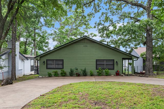 124 Harbor Drive, Gun Barrel City, TX 75156