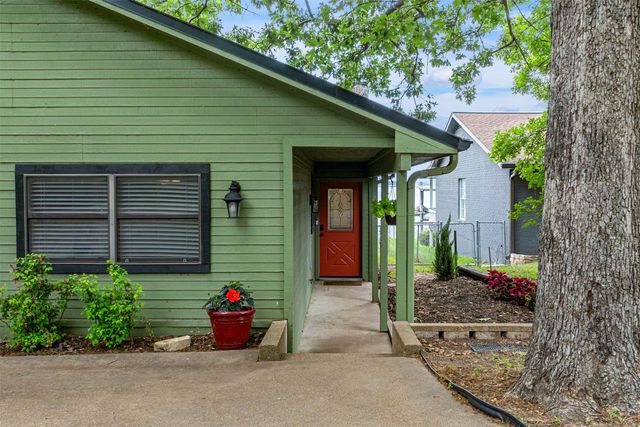 124 Harbor Drive, Gun Barrel City, TX 75156