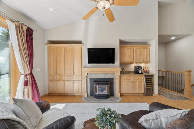 W7057 FOREST GLEN COURT, Greenville, WI 54942