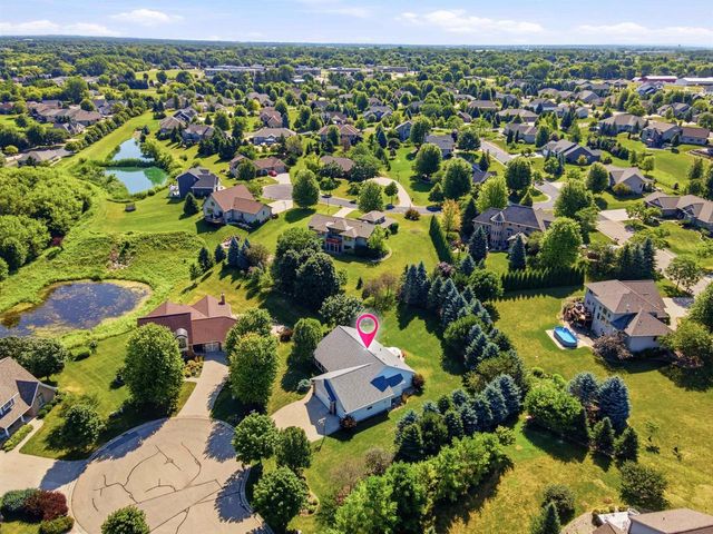 W7057 FOREST GLEN COURT, Greenville, WI 54942
