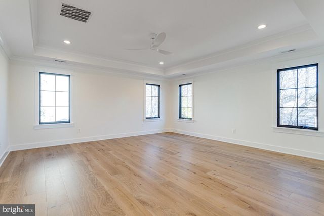 324 TAPAWINGO RD SE, Vienna, VA 22180