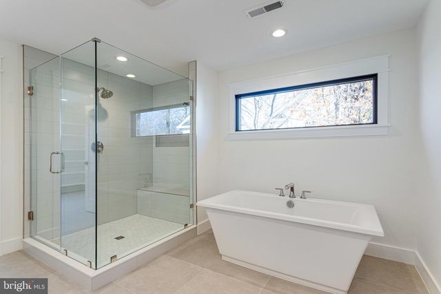 324 TAPAWINGO RD SE, Vienna, VA 22180