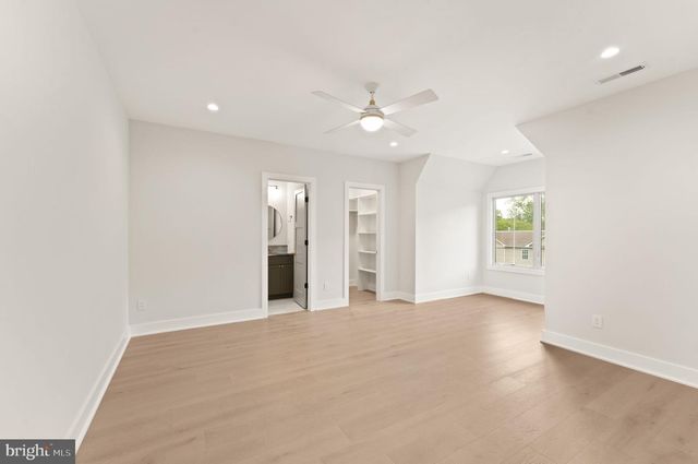 324 TAPAWINGO RD SE, Vienna, VA 22180