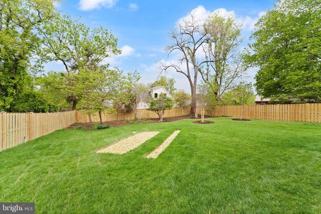 324 TAPAWINGO RD SE, Vienna, VA 22180