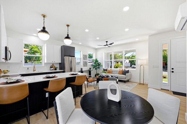 1235 11TH AVENUE S, St Petersburg, FL 33705