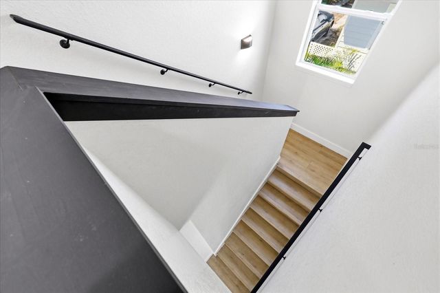 1235 11TH AVENUE S, St Petersburg, FL 33705