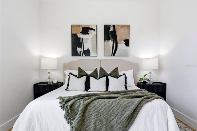 1235 11TH AVENUE S, St Petersburg, FL 33705