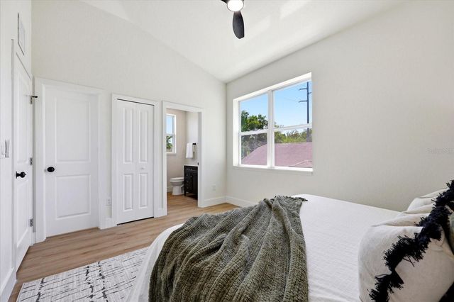 1235 11TH AVENUE S, St Petersburg, FL 33705