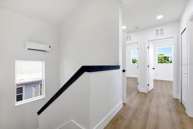 1235 11TH AVENUE S, St Petersburg, FL 33705