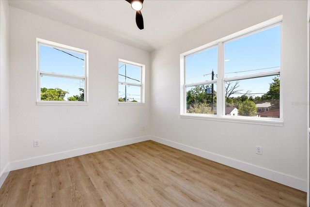 1235 11TH AVENUE S, St Petersburg, FL 33705