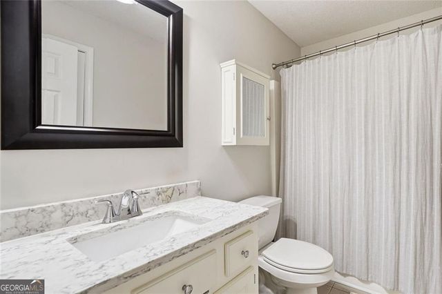 114 Hammond Drive, Canton, GA 30114