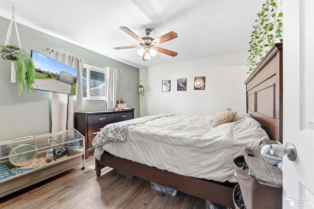 27269 Wyatt Avenue, Brownstown Twp, MI 48183