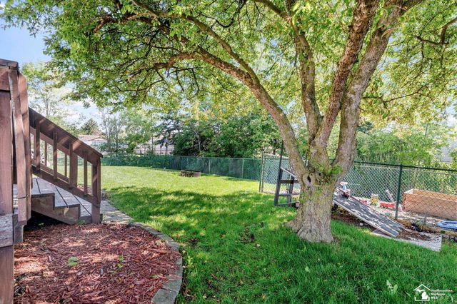 27269 Wyatt Avenue, Brownstown Twp, MI 48183