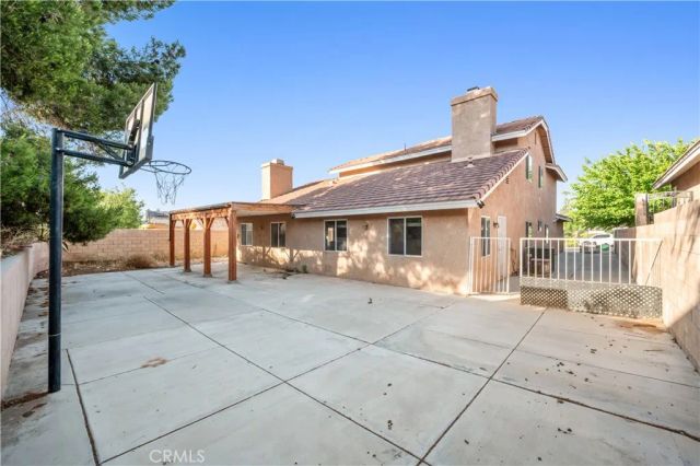 13830 Hidden Valley, Victorville, CA 92395