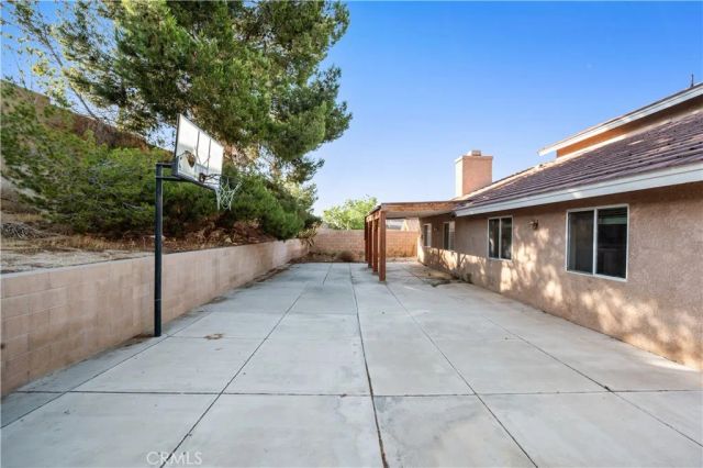 13830 Hidden Valley, Victorville, CA 92395