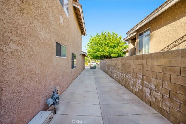 13830 Hidden Valley, Victorville, CA 92395