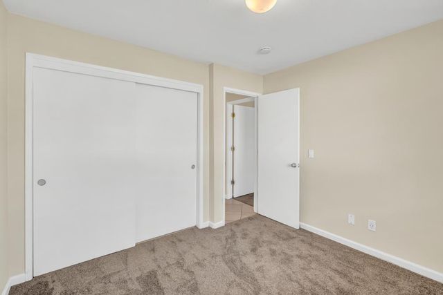 713 E Century Pl, Lodi, CA 95240