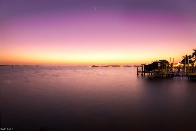 1218 Flamingo DR, Cape Coral, FL 33904