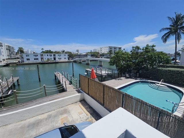8101 Crespi Boulevard 403, Miami Beach, FL 33141
