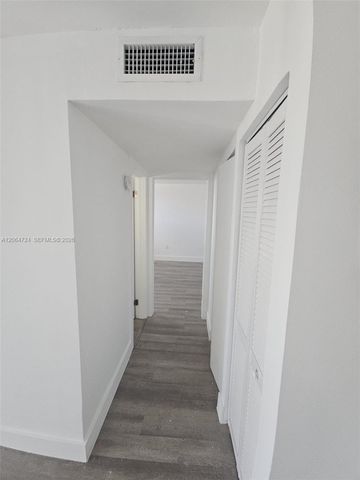 8101 Crespi Boulevard 403, Miami Beach, FL 33141