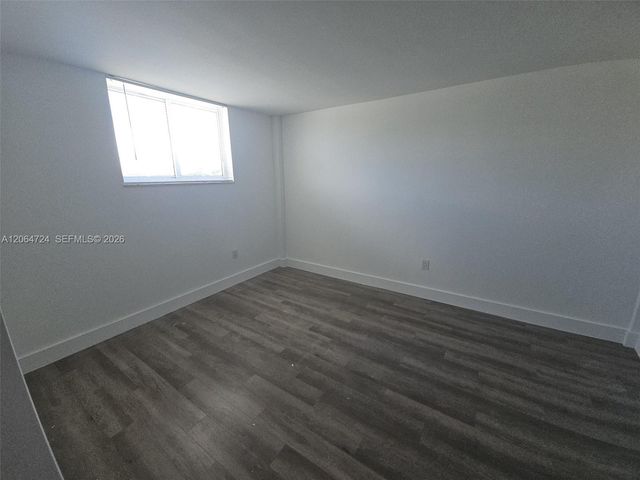 8101 Crespi Boulevard 403, Miami Beach, FL 33141
