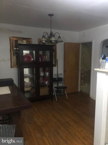 2502 S ALDEN ST, Philadelphia, PA 19143