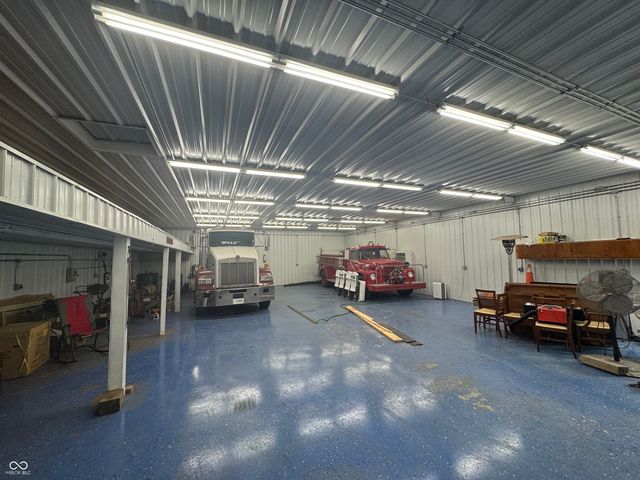 301 East Street, Newtown, IN 47969