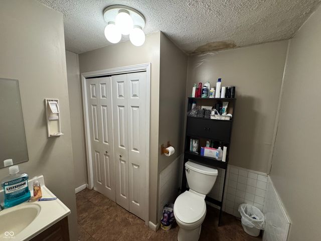 301 East Street, Newtown, IN 47969