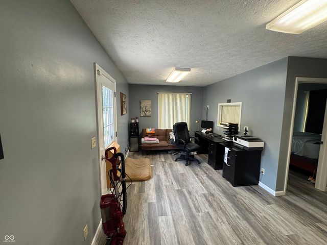 301 East Street, Newtown, IN 47969