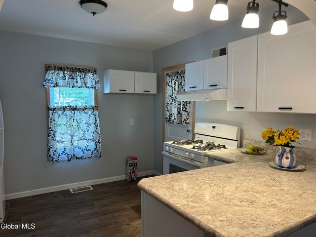 20 Putnam Avenue, Fort Edward, NY 12828